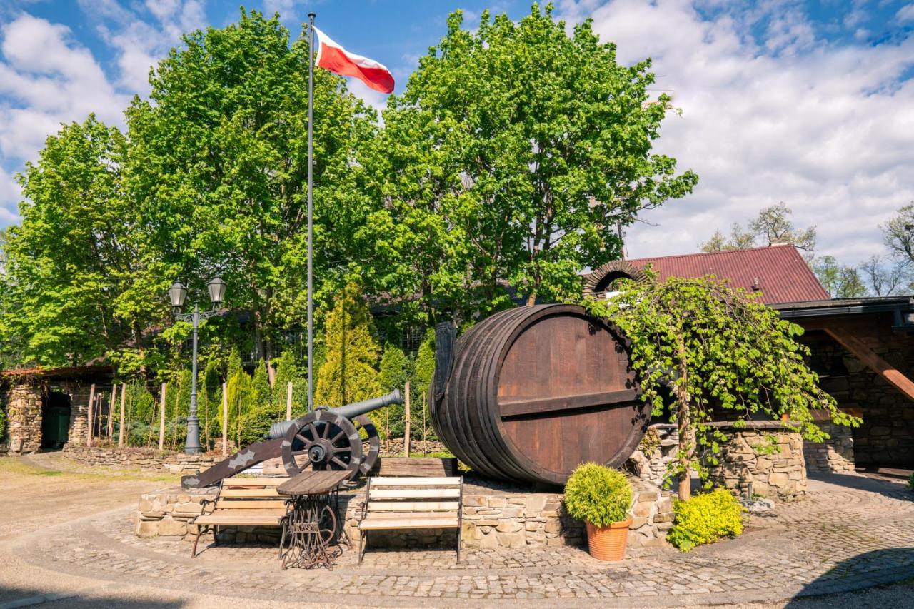 Folwark Stara Winiarnia 3* Mszana Dolna