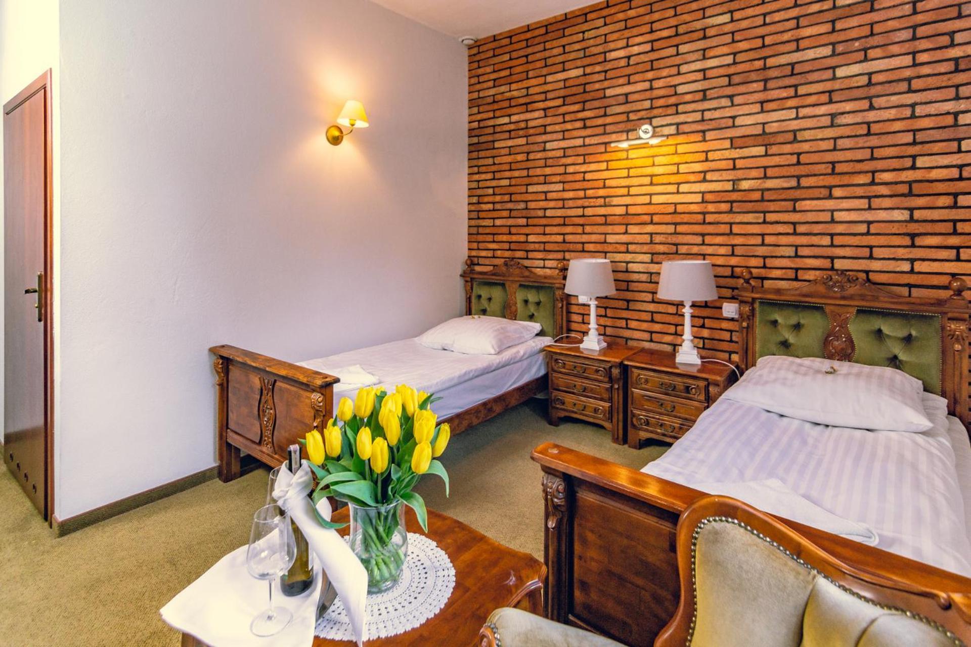 Folwark Stara Winiarnia Hotel