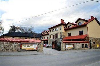 Folwark Stara Winiarnia Hotel